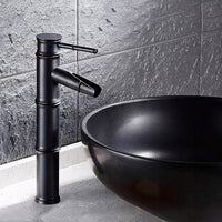 Bateria umywalkowa stojąca czarna jednouchwytowa | REEVE