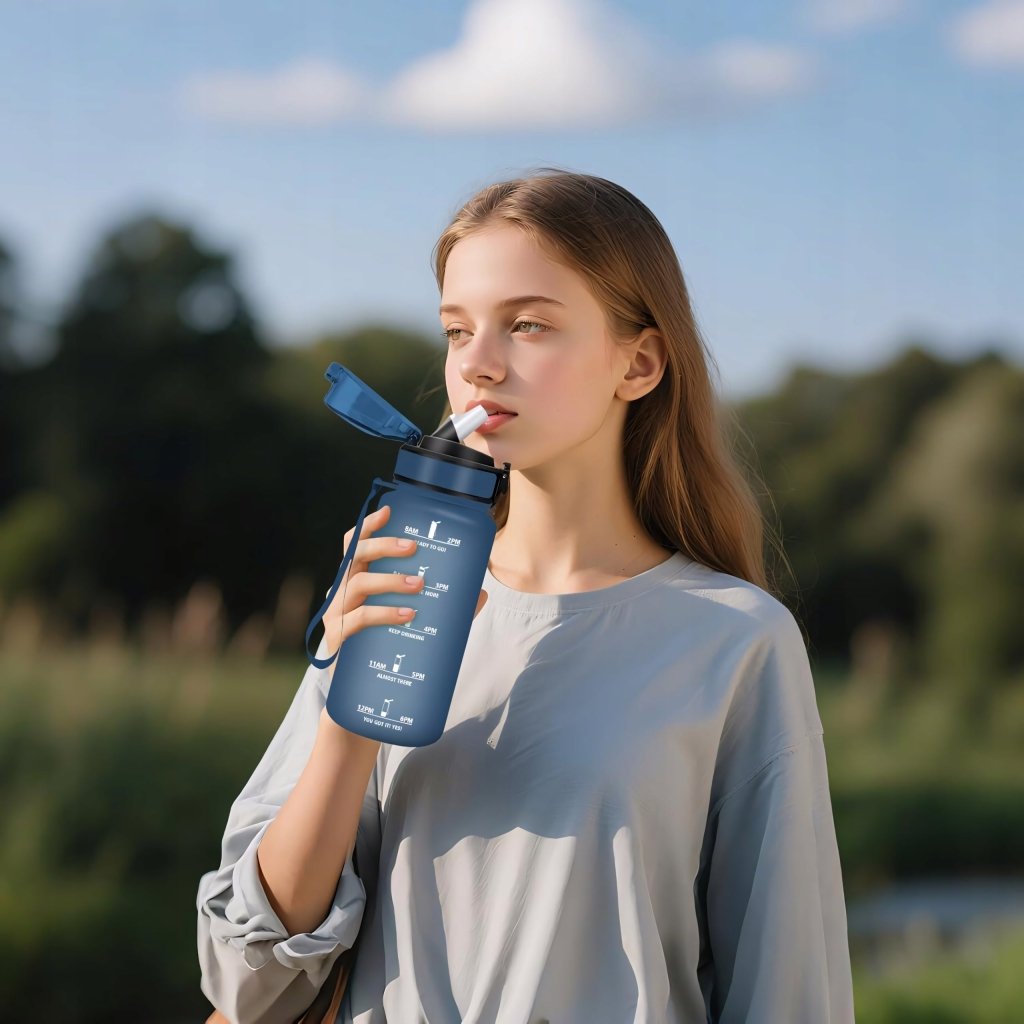 Bidon na wodę ze słomką Honeyholly 500ml BPA Free | REEVE