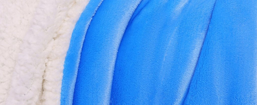 Koc sherpa KANKAEU 130x160 cm niebieski | REEVE