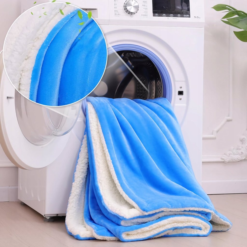 Koc sherpa KANKAEU 130x160 cm niebieski | REEVE